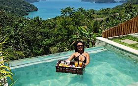 Alto da Piraquara Flat